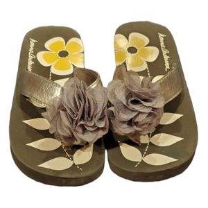 Hanna Andersson Gray and Yellow Flower Flip Flops